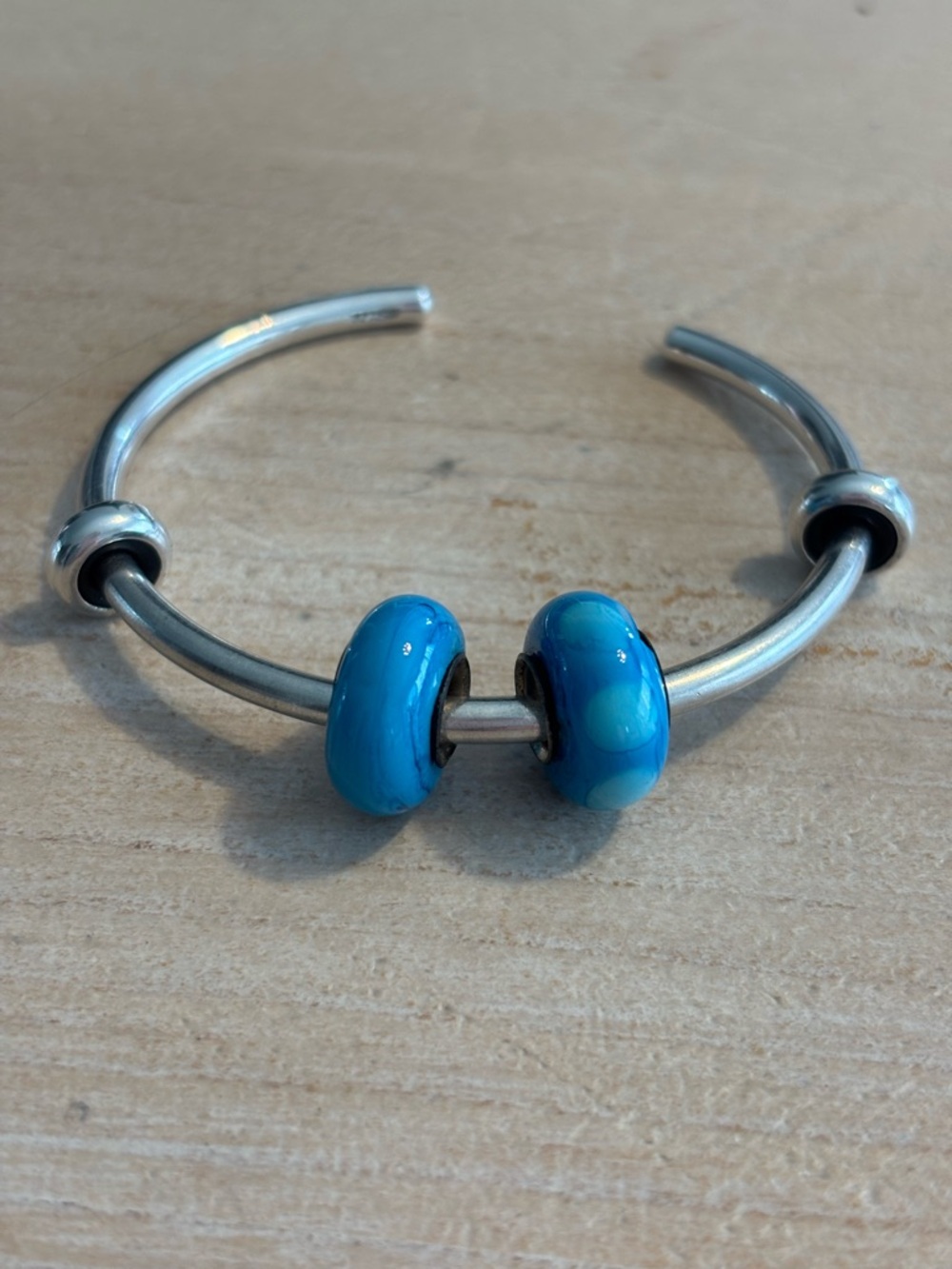 Glass beads with sterling silver core